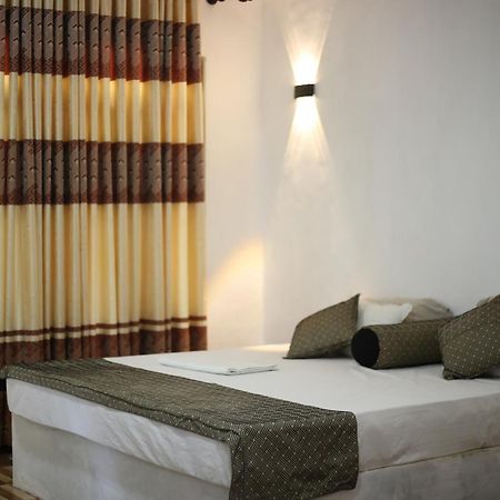 Sigiriya Chena Villa Luaran gambar