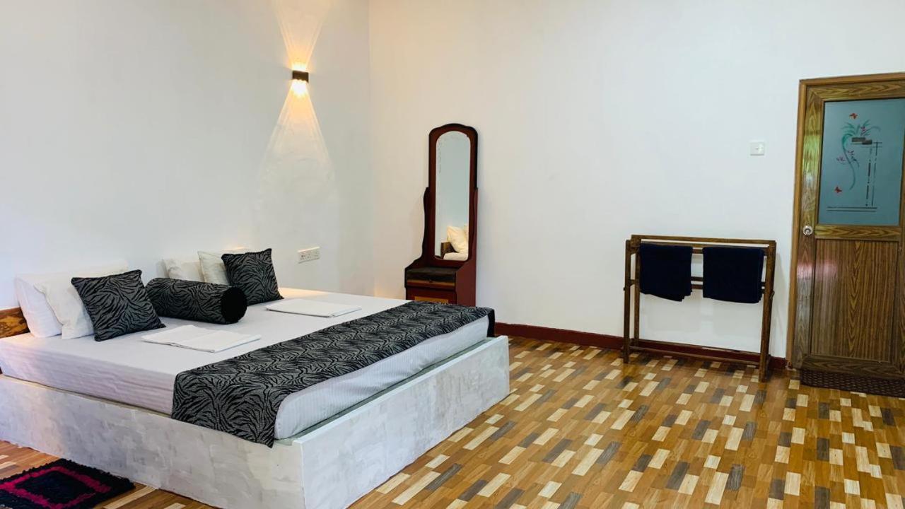 Sigiriya Chena Villa Luaran gambar
