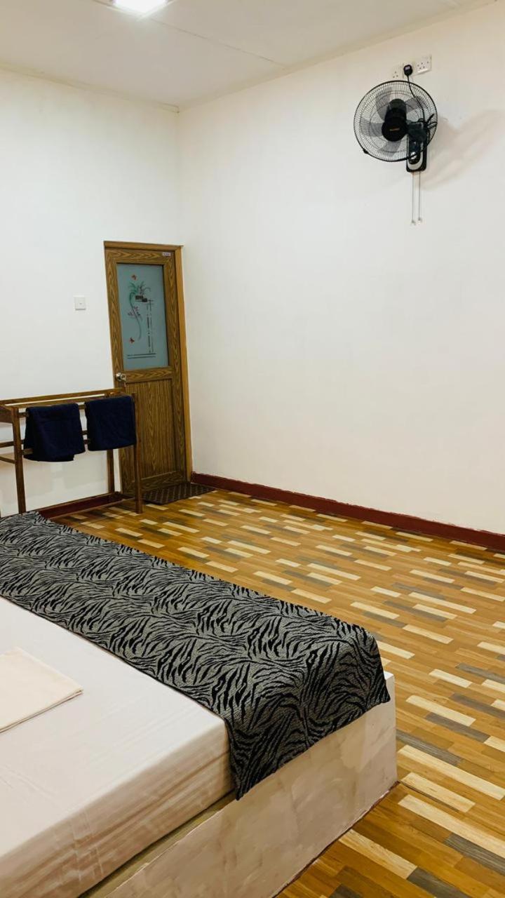 Sigiriya Chena Villa Luaran gambar