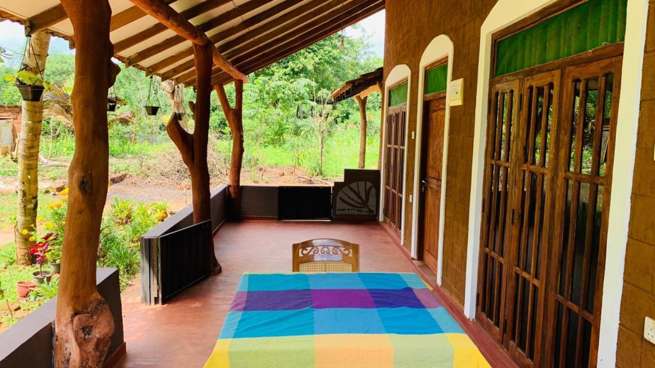 Sigiriya Chena Villa Luaran gambar